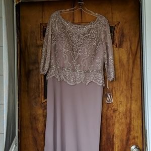 Evening gown/mother of the bride long dress
